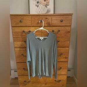 Listicle Women's Sage Green V-Neck Sweater